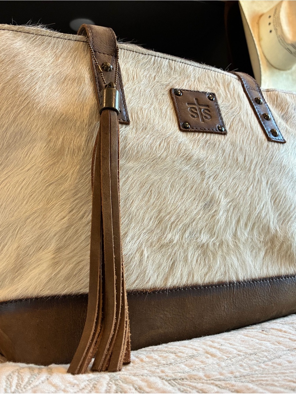STS Ranchwear Cream Hair-On-Hide Tote with Brown Leather Trim